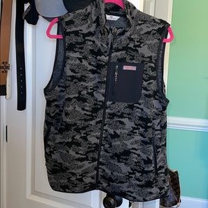 Vineyard vines vest